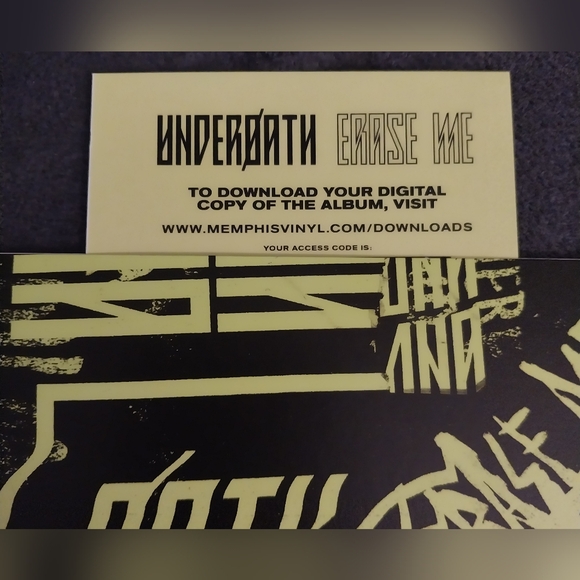 Never Played Underoath Erase Me Vinyl Record Book Triple Fold Out Cover Hardcore - Picture 9 of 9